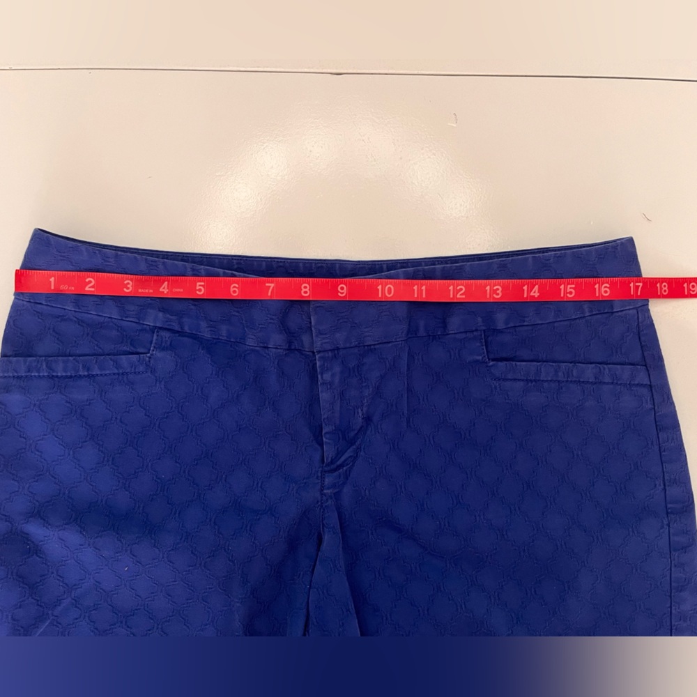 LILLY PULITZER | 10 | Quatrefoil Shorts - Picture 9 of 12